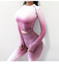 Gradient navel sportswear