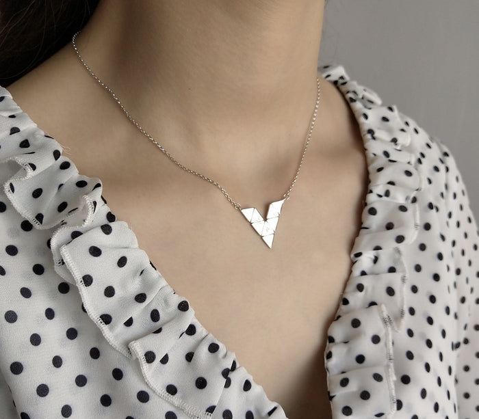 Triangle geometric necklace clavicle chain