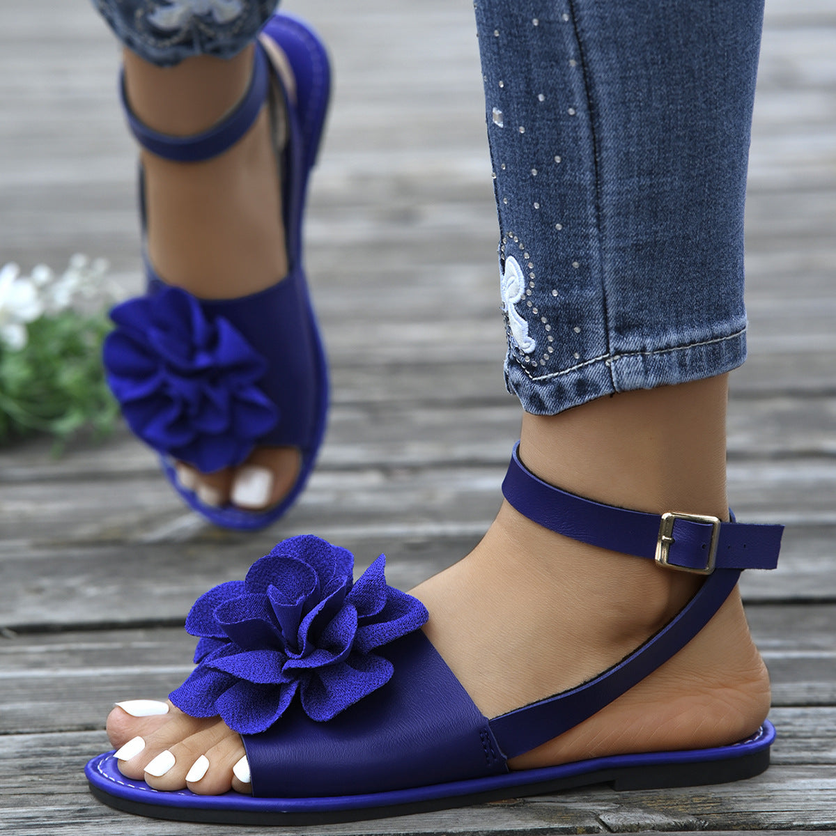 One-strap Fashionable Sandals