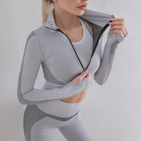 Seamless Long-Sleeve Yoga Jacket