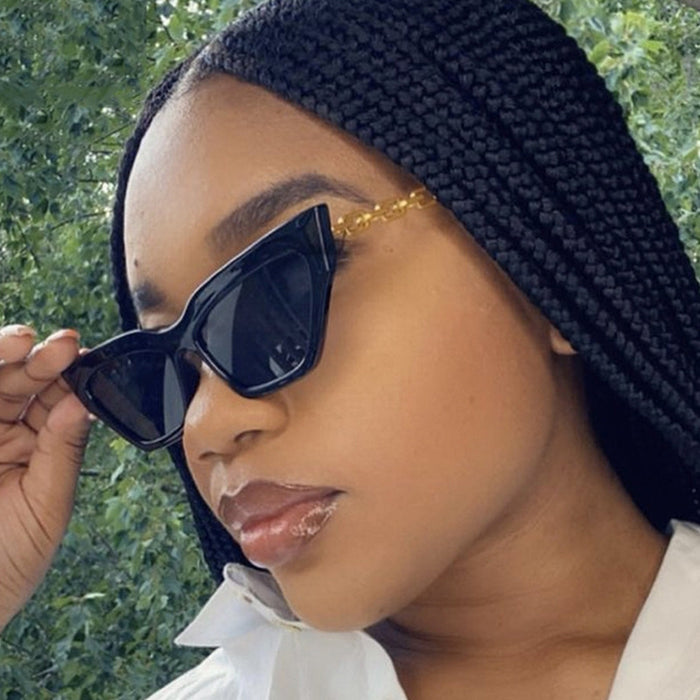 Chain Leg Cat Eye Sunglasses