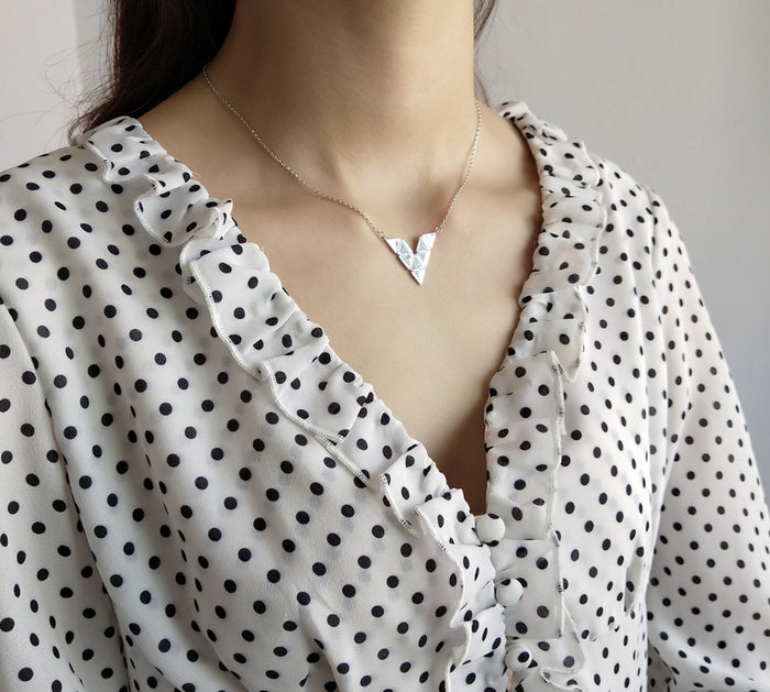 Triangle geometric necklace clavicle chain