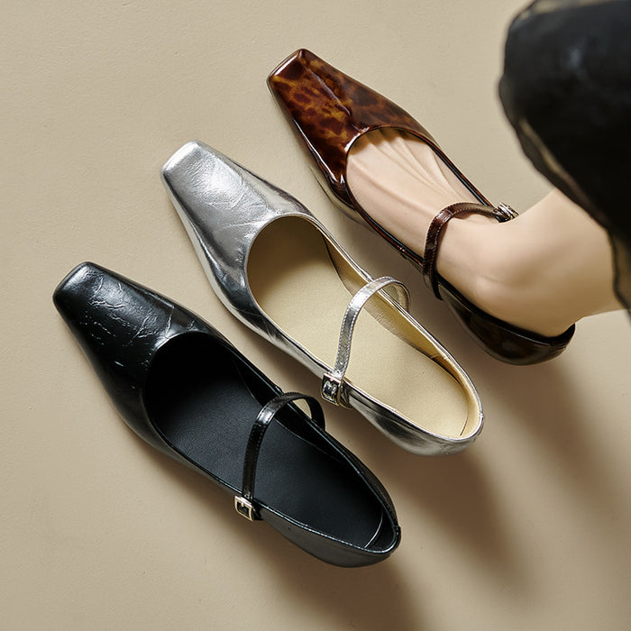 A Square Toe  Low-cut Shoes