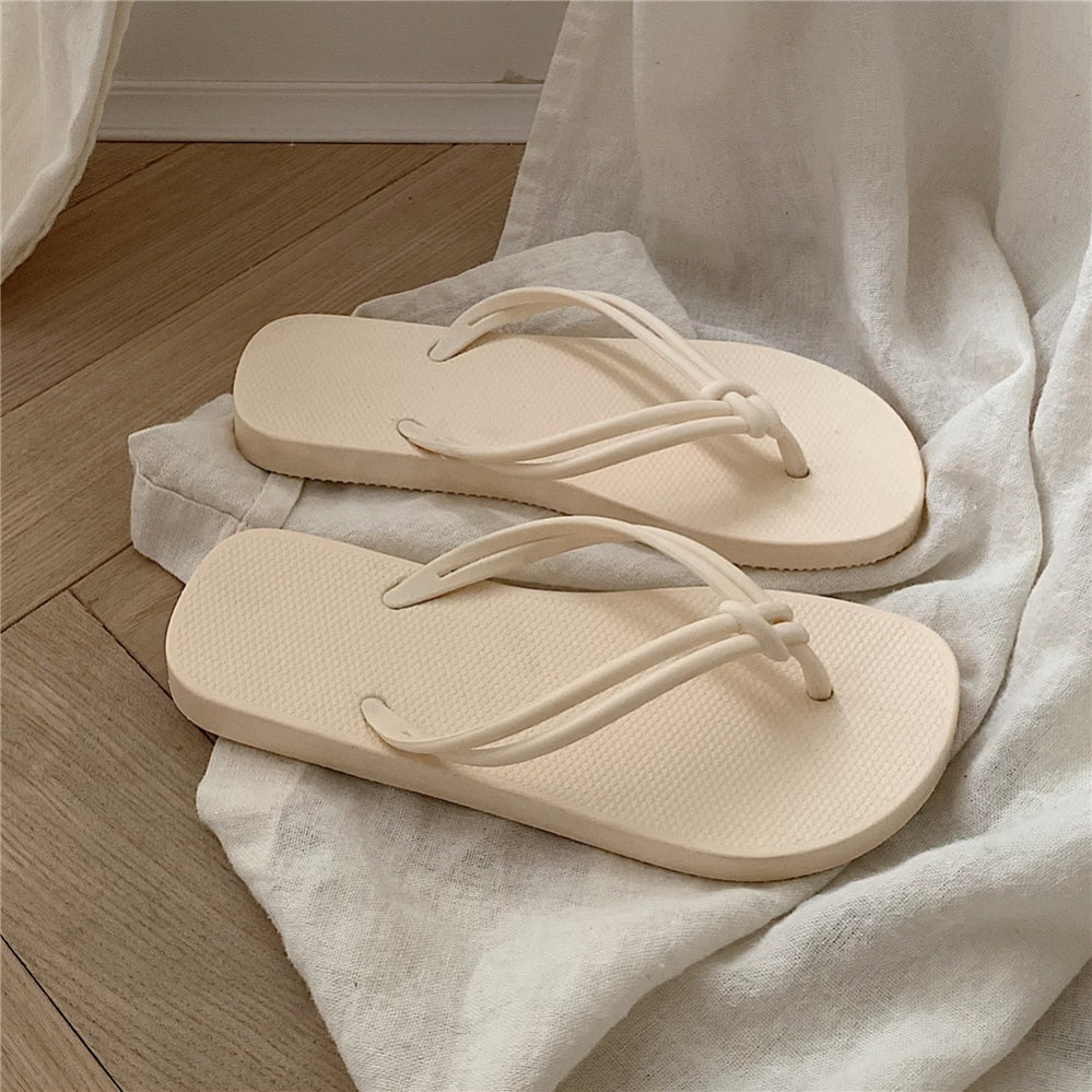 Fashionable Casual Flip-flops