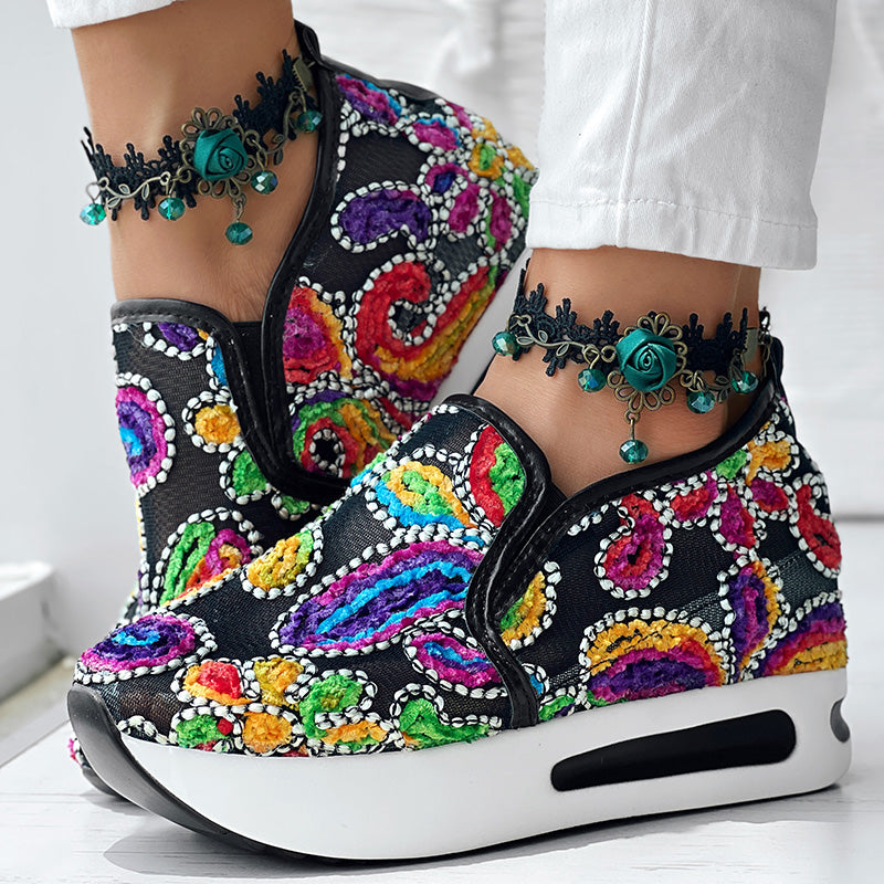 Random Print Lace-Up Elastic Sneakers