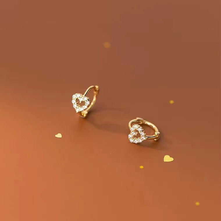 Women's Fashion Hollow Heart Earrings