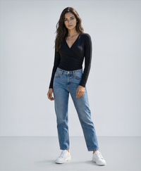 Deep V Waist-controlled Bottoming T-shirt